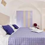 Rome As You Feel - Monserrato Design Apartment